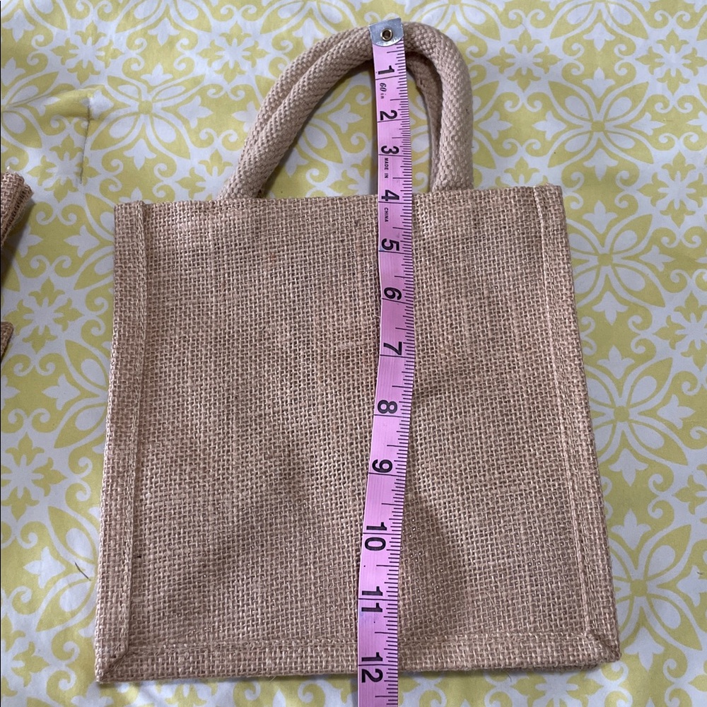 2 Tan Jute/ Burlap Bags to use for Gifts, Crafts, Display, Holidays, NWOT - Picture 5 of 9